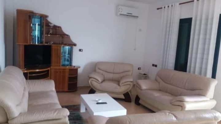 Vlora Apartments Buitenkant foto