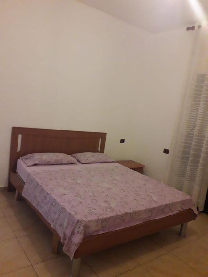 Vlora Apartments Buitenkant foto