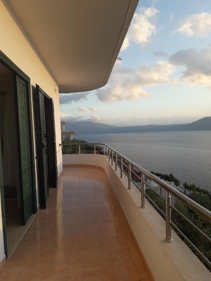 Vlora Apartments Buitenkant foto